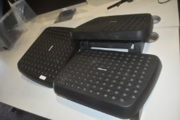 *3x Fellowes Footrests