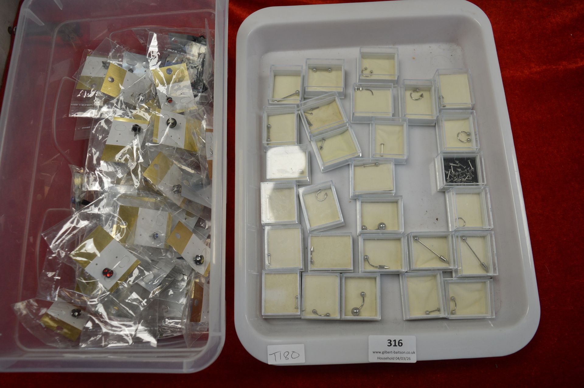 2x Trays of Stainless Steel and Other Body Piercing Studs - Image 2 of 2