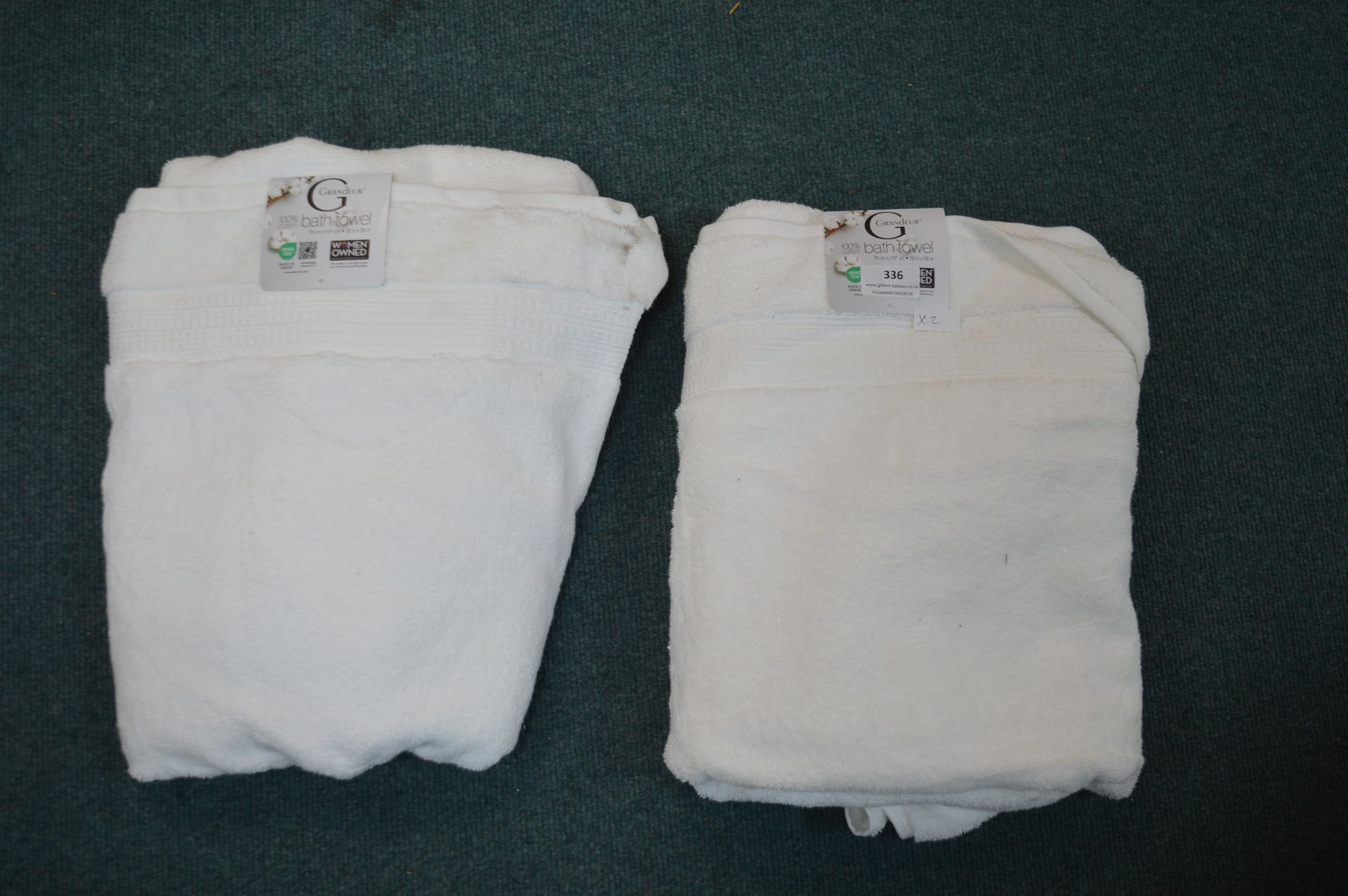 *2x Grandeur White Bath Towels 76x147cm