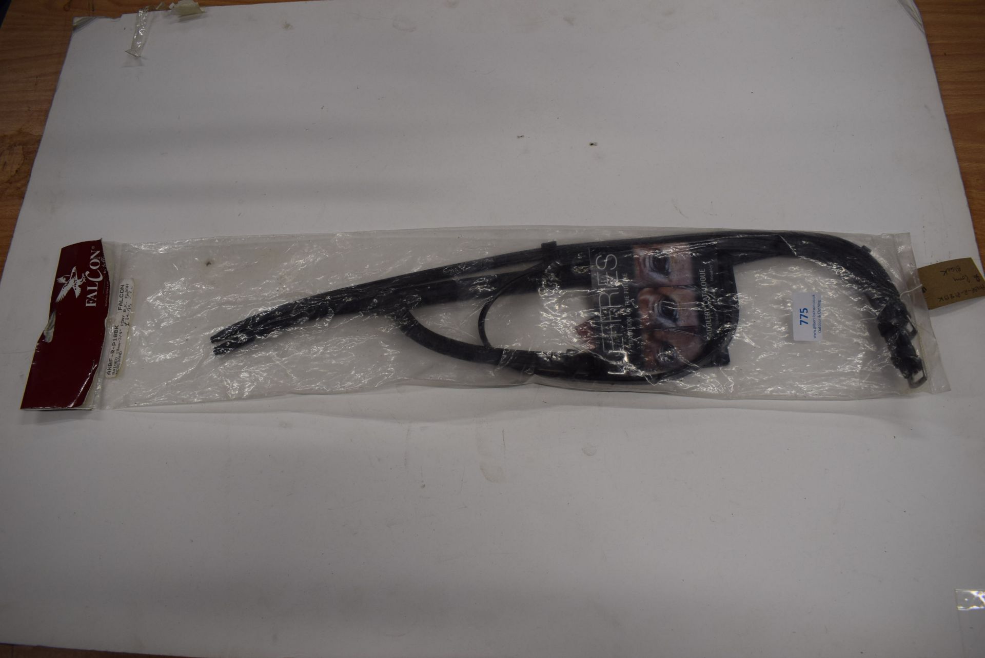 Jefferies Falcon Raised Flash Noseband 18mm Pony Black