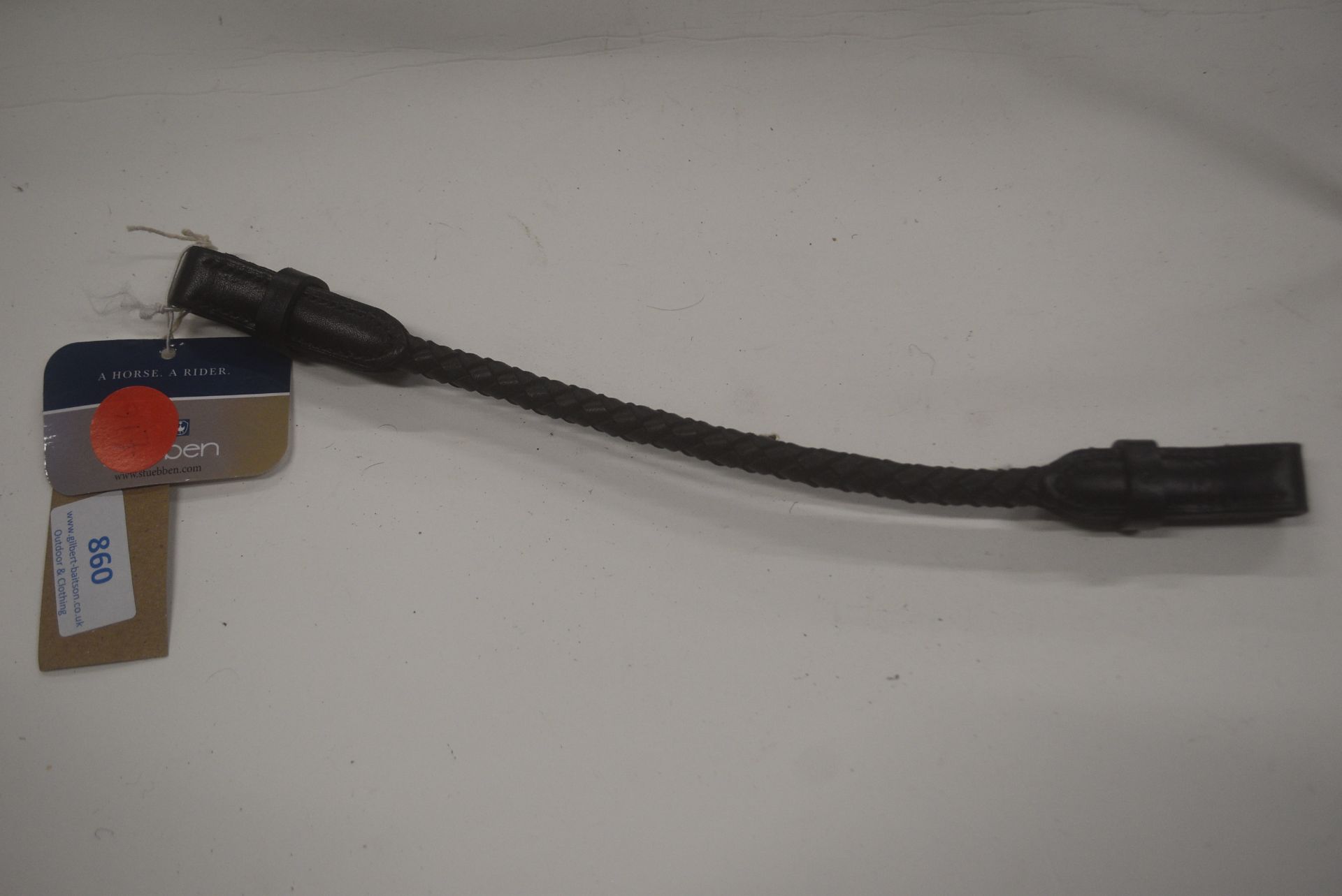 Stubben Leather Platted Round Saddle Strap in Black