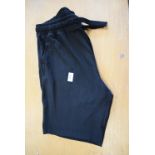 *Jachs New York Black Shorts Size: XL