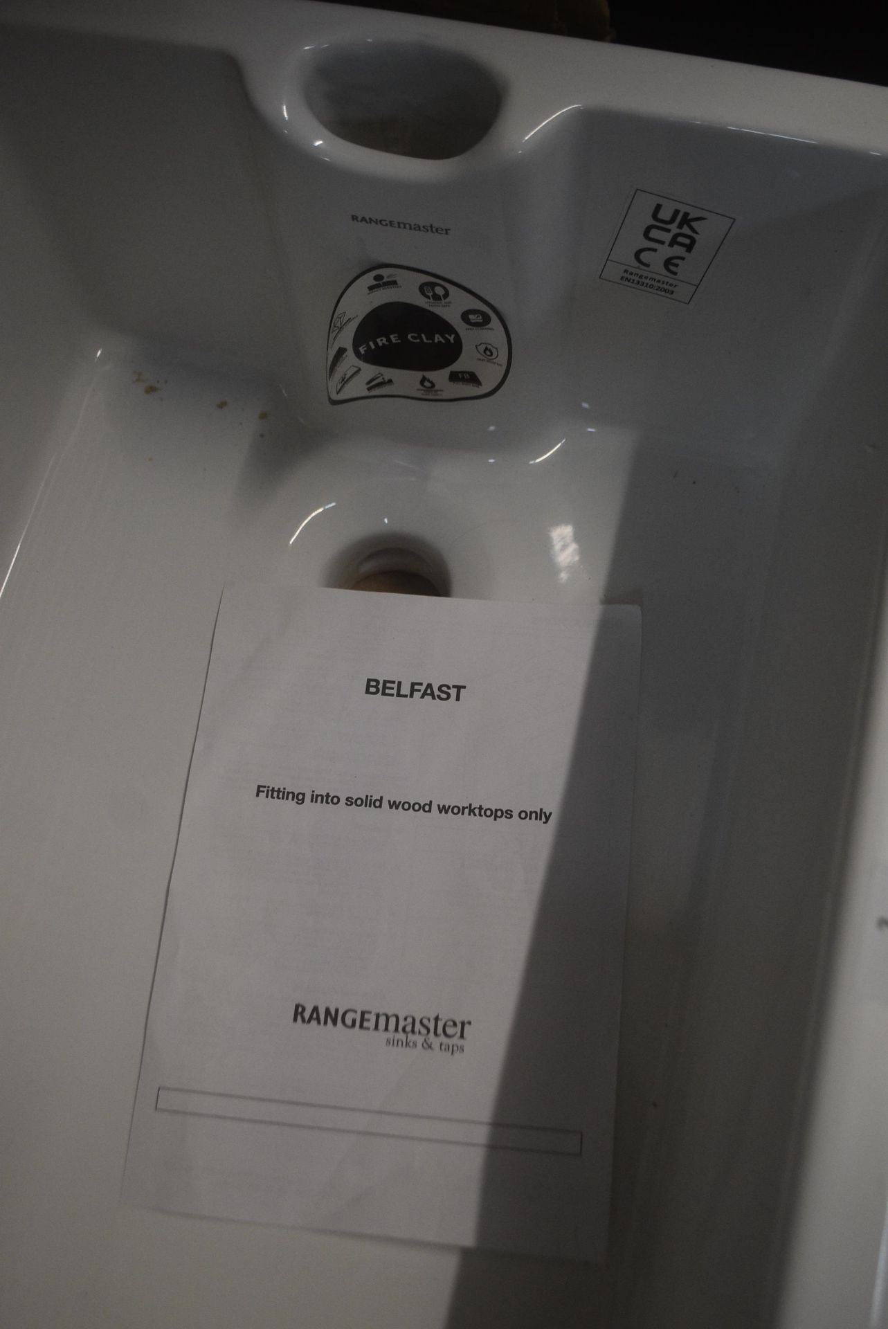 Range Master Ceramic Fire Clay Belfast Sink (new with packaging) - Image 2 of 2