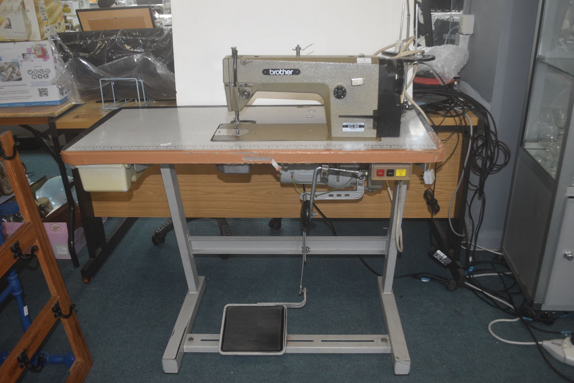 Brother B755 MK.3 Lockstitch Industrial Sewing Machine - Oil Filled Therefore Must Be Kept Upright