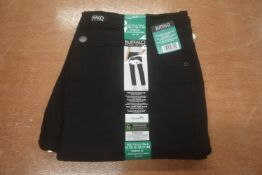 *Buffalo Highrise Straight Leg Black Denim Jeans Size: 16