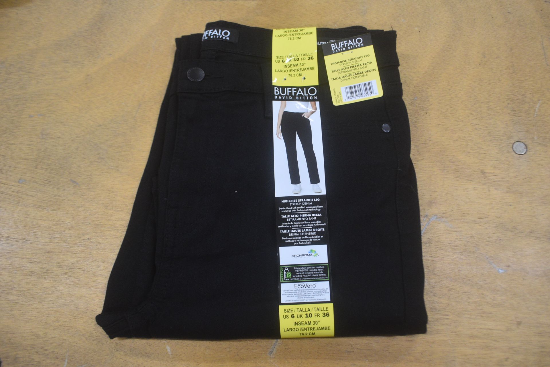 *Buffalo High Rise Stright Leg Stretch Denim Jeans in Black Size: 10