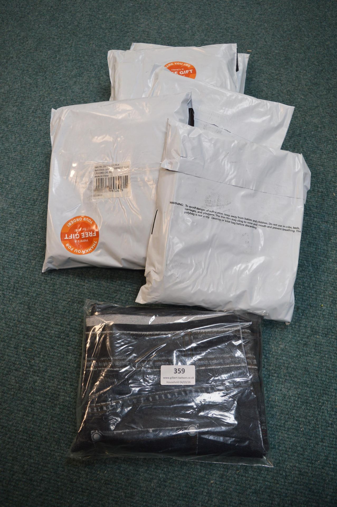 6x Pairs of Compression Leggings in Black Size: 2XL