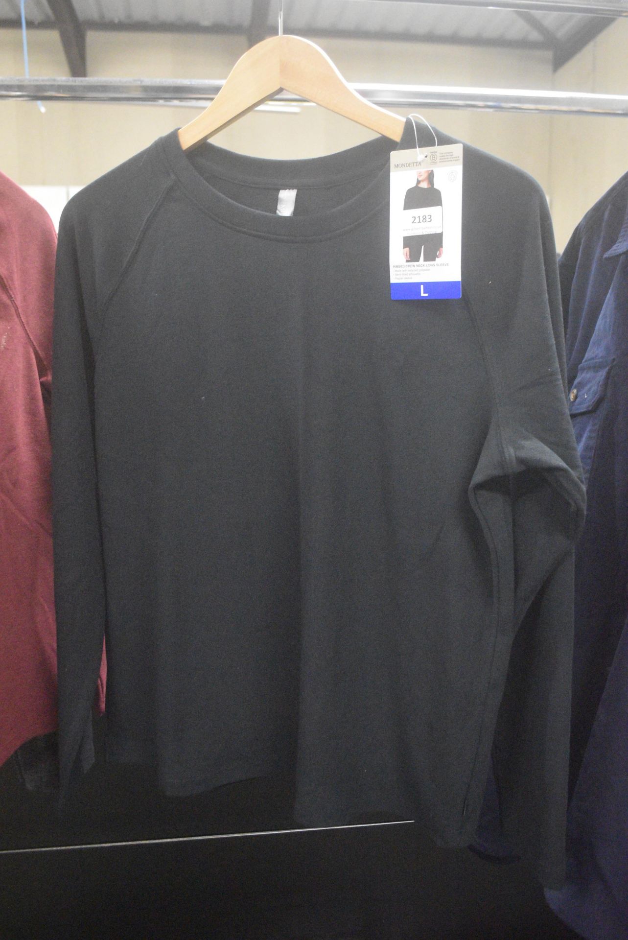 *Mondetta Ribbed Crewneck Long Sleeved Top in Black Size: L