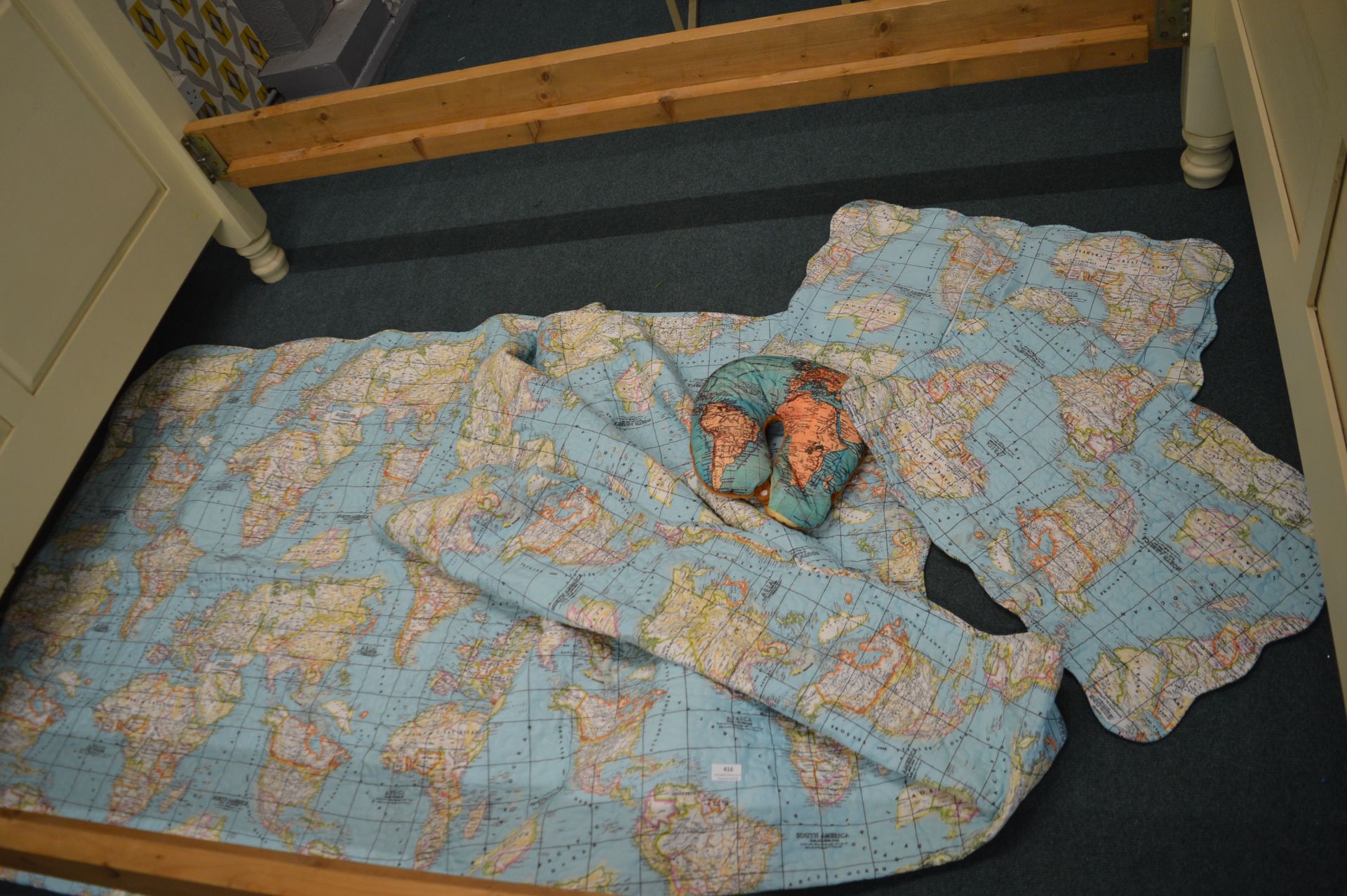 Map of the World Children’s Bed Set