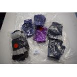 6x Pairs of Various Children’s Gloves