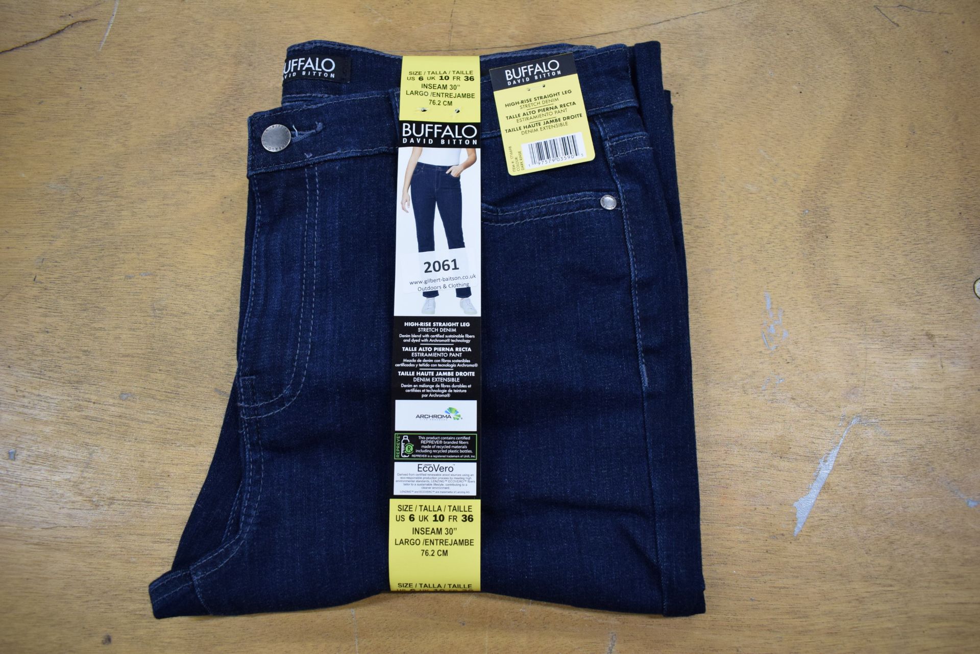 *Buffalo High Rise Stright Leg Stretch Denim Jeans Size: 10