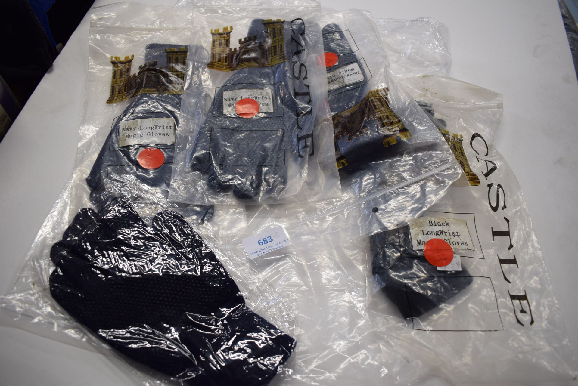 5x Pairs of Various Adult Gloves