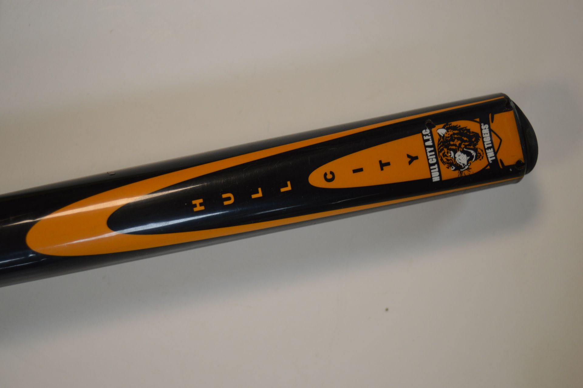 Hull City Tiger Snooker Cue - Image 2 of 2