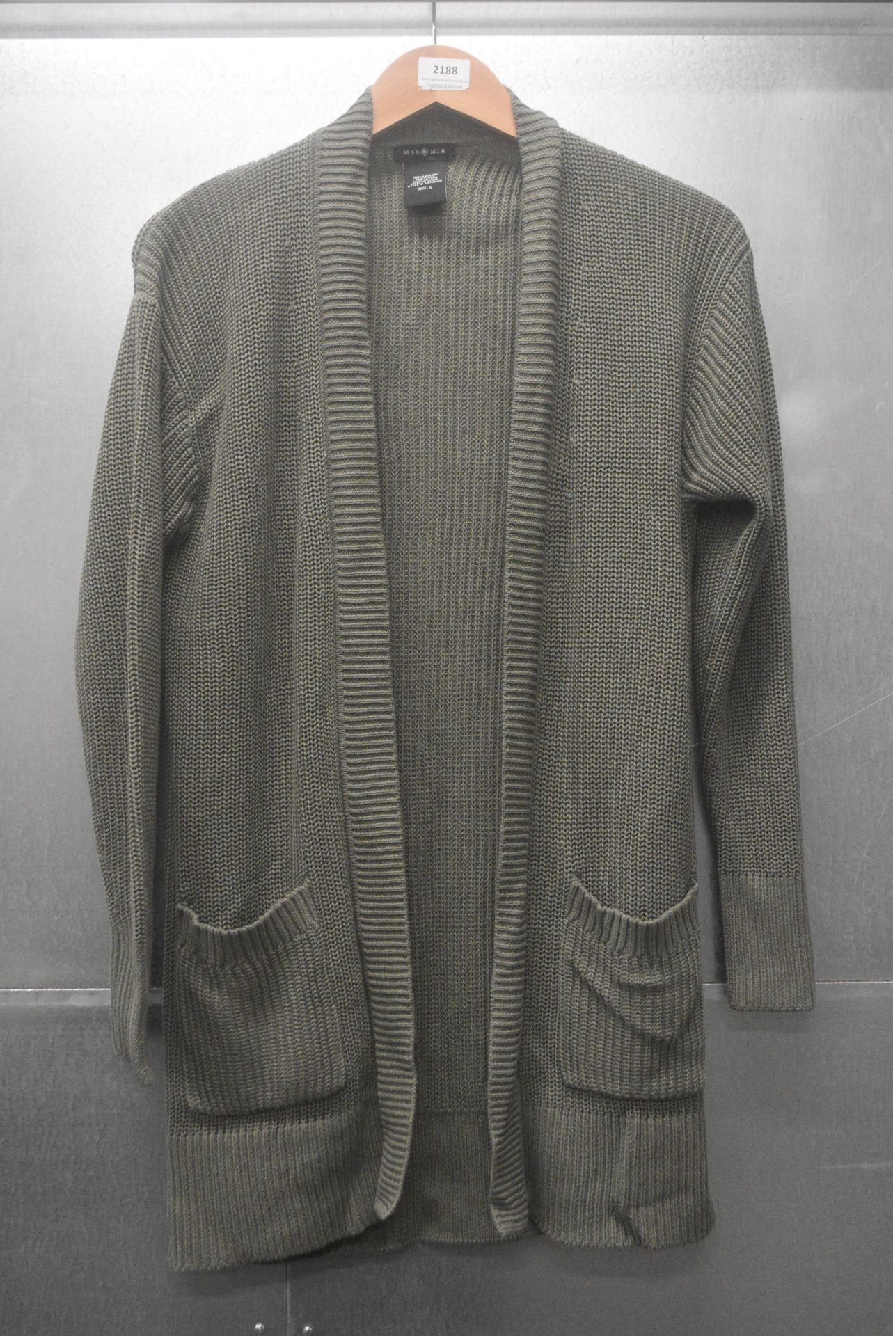 *Max & Mia Green Knit Cardigan Size: S