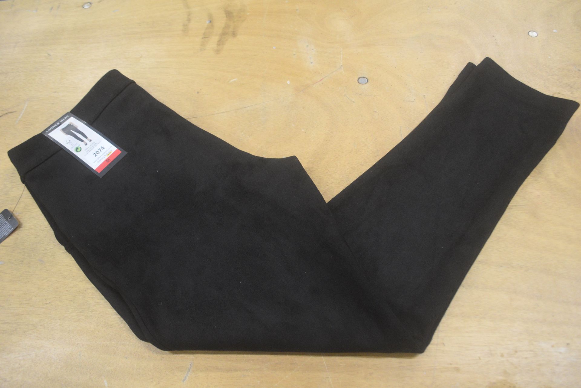 *Andrew Marc Black Suede Finish Jeggings Size: Mx29”