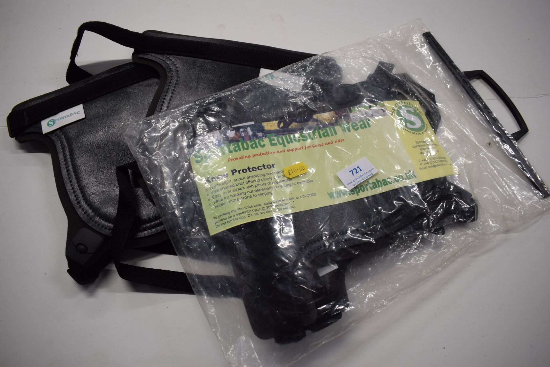 4x Sportabac Equestrian Knee Protectors