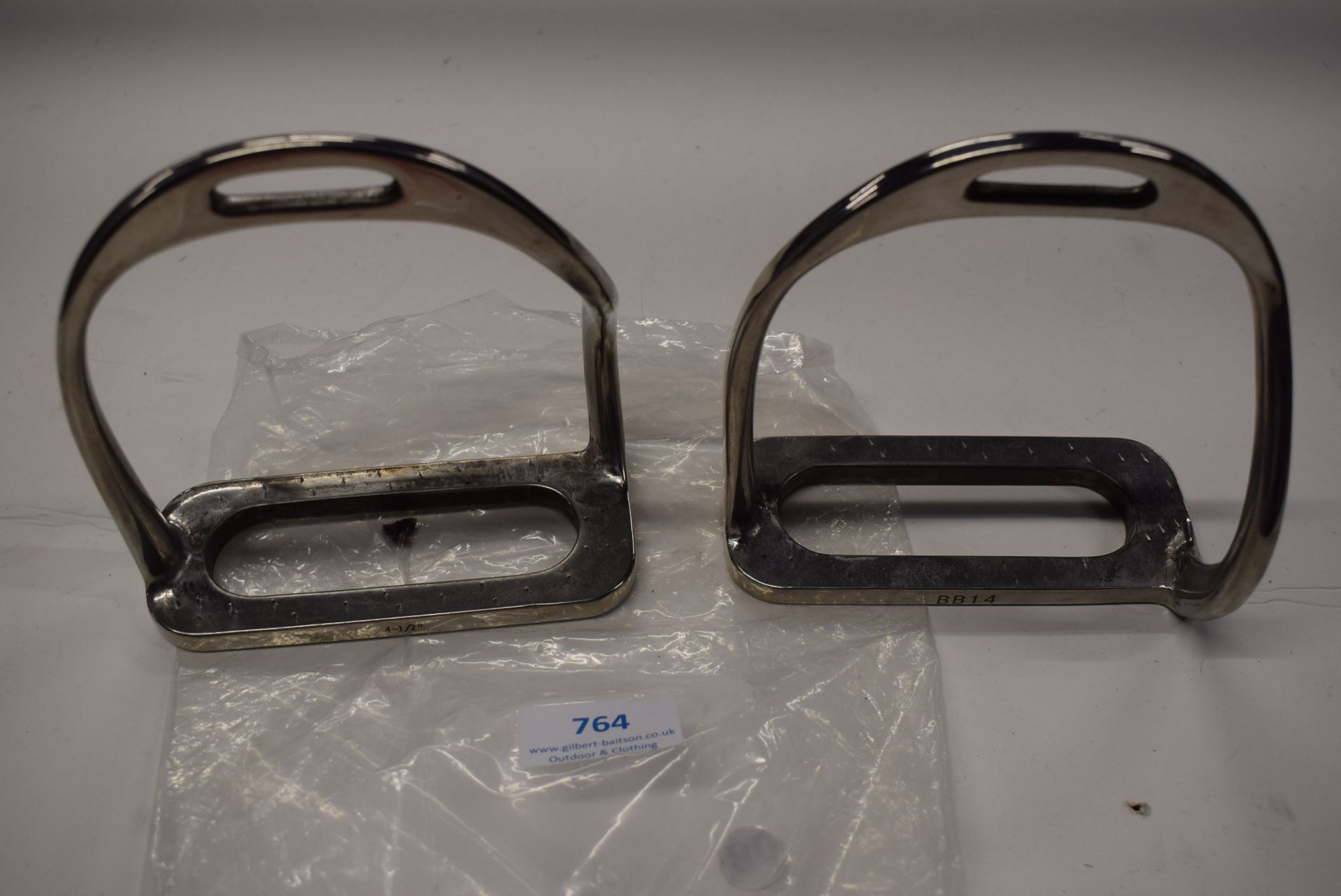 Pro Tac Bent Leg Safety Stirrups Size: 4.5”