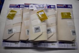 5x Woof Wear Exercise Wraps in White Sizes: 4x Large, 1x Medium