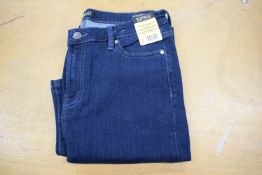 *Buffalo High Rise Stright Leg Stretch Denim Jeans Size: 10