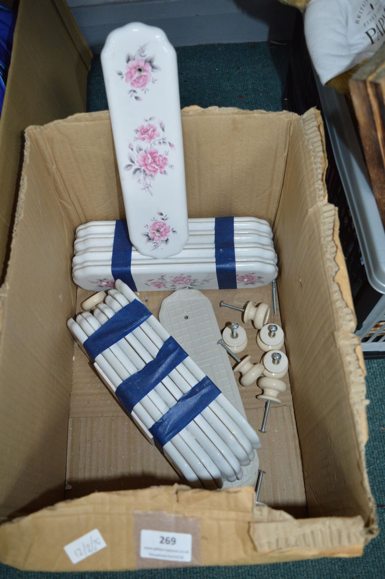 Ceramic Door Finger Plates and Knobs