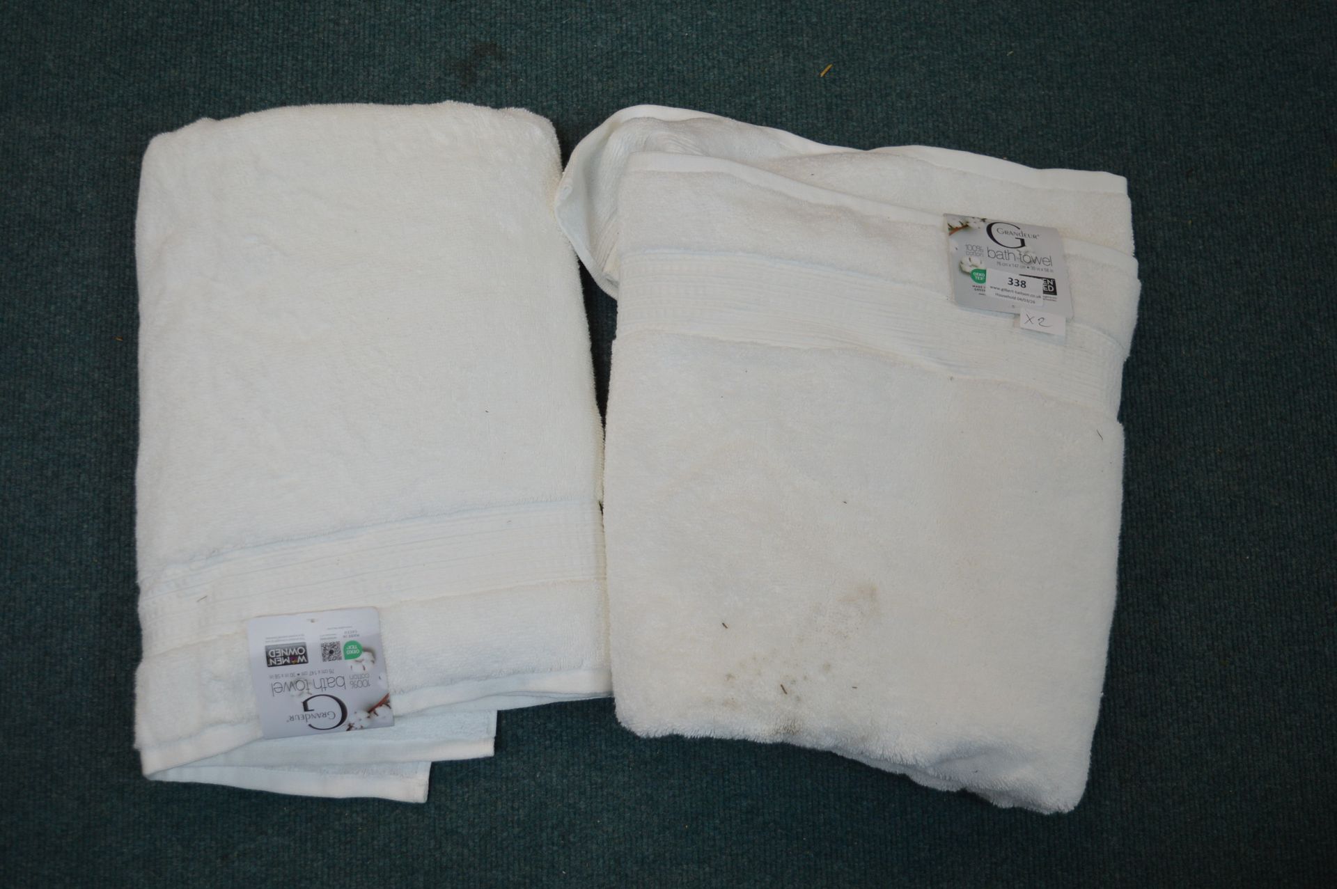 *2x Grandeur White Bath Towels 76x147cm