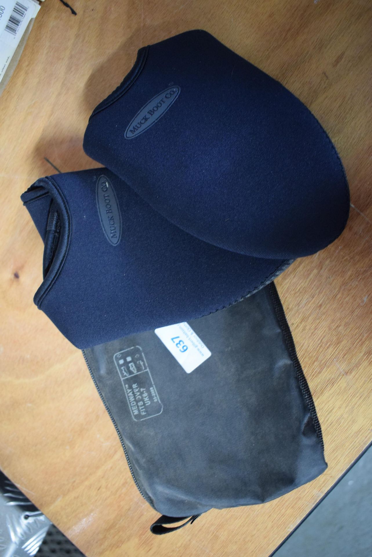 Muck Boot Co. Medway Anti Slip Pull-On Shoe Covers Size: 6-7