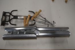 2x Pairs of Boot Pulls and a Boot Holder