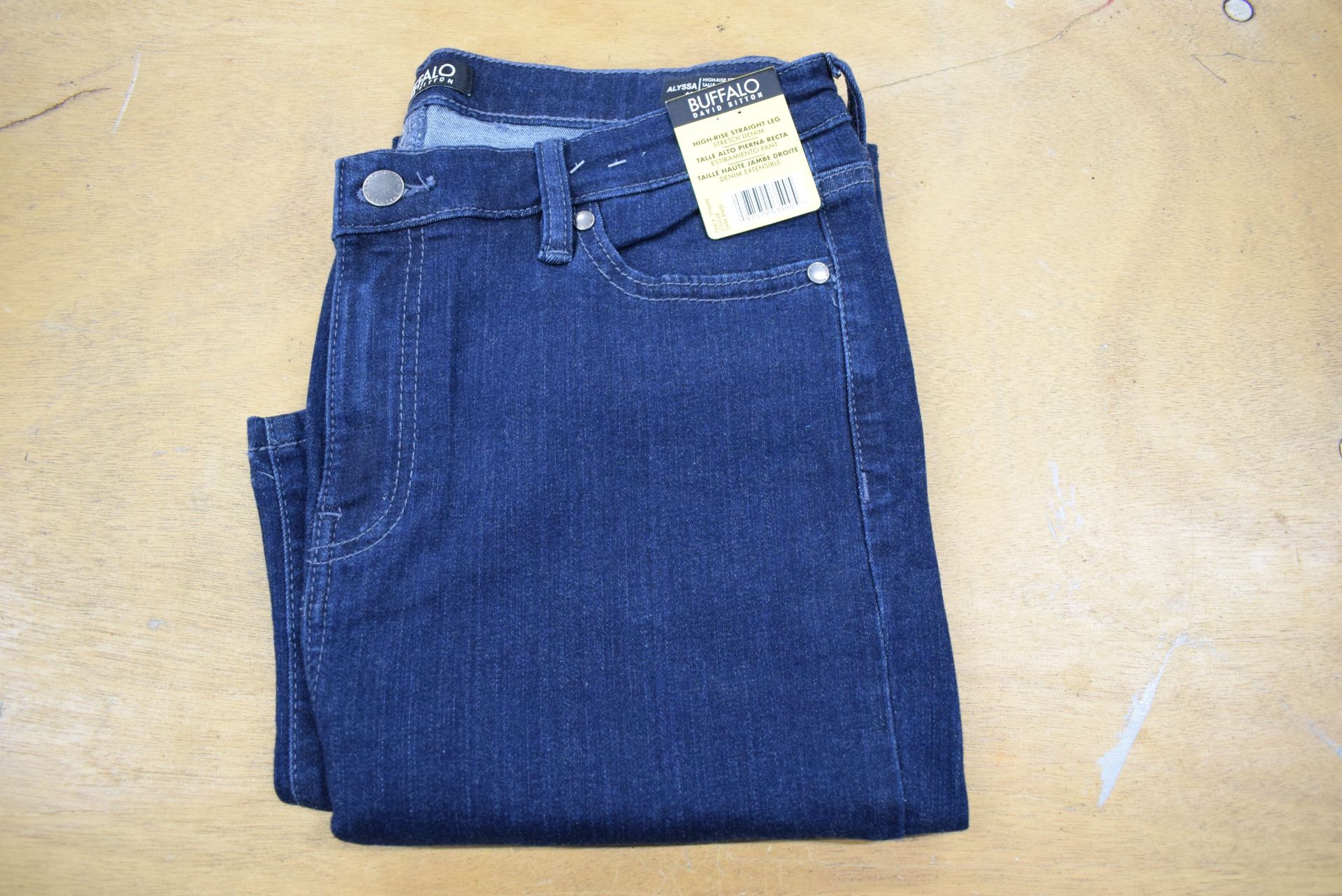*Buffalo High Rise Stright Leg Stretch Denim Jeans Size: 10