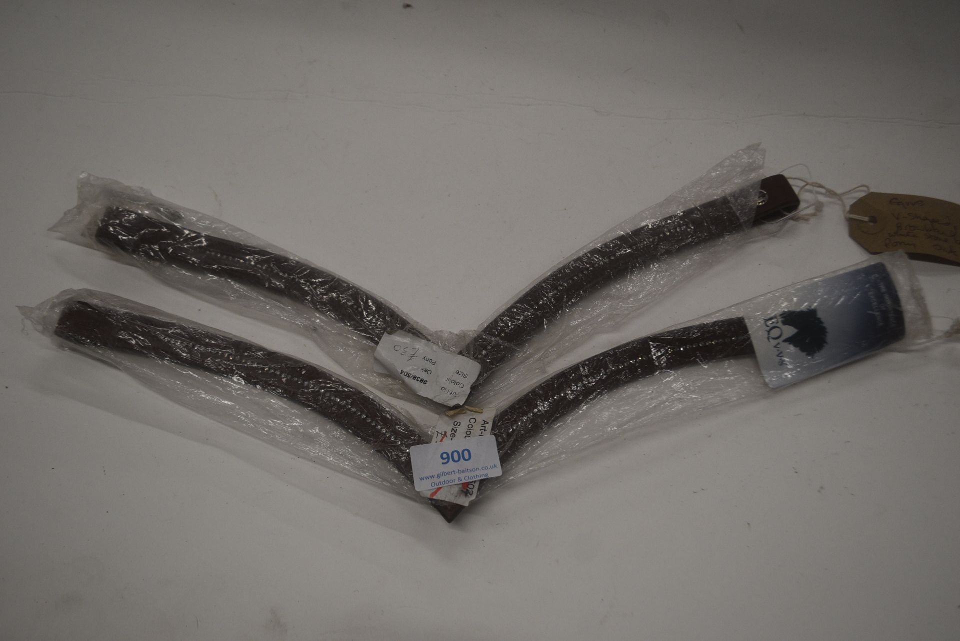 2x Eqvvs V-Shaped Brow Bands in Oak with White Stone Band Detail Sizes: Pont and Full