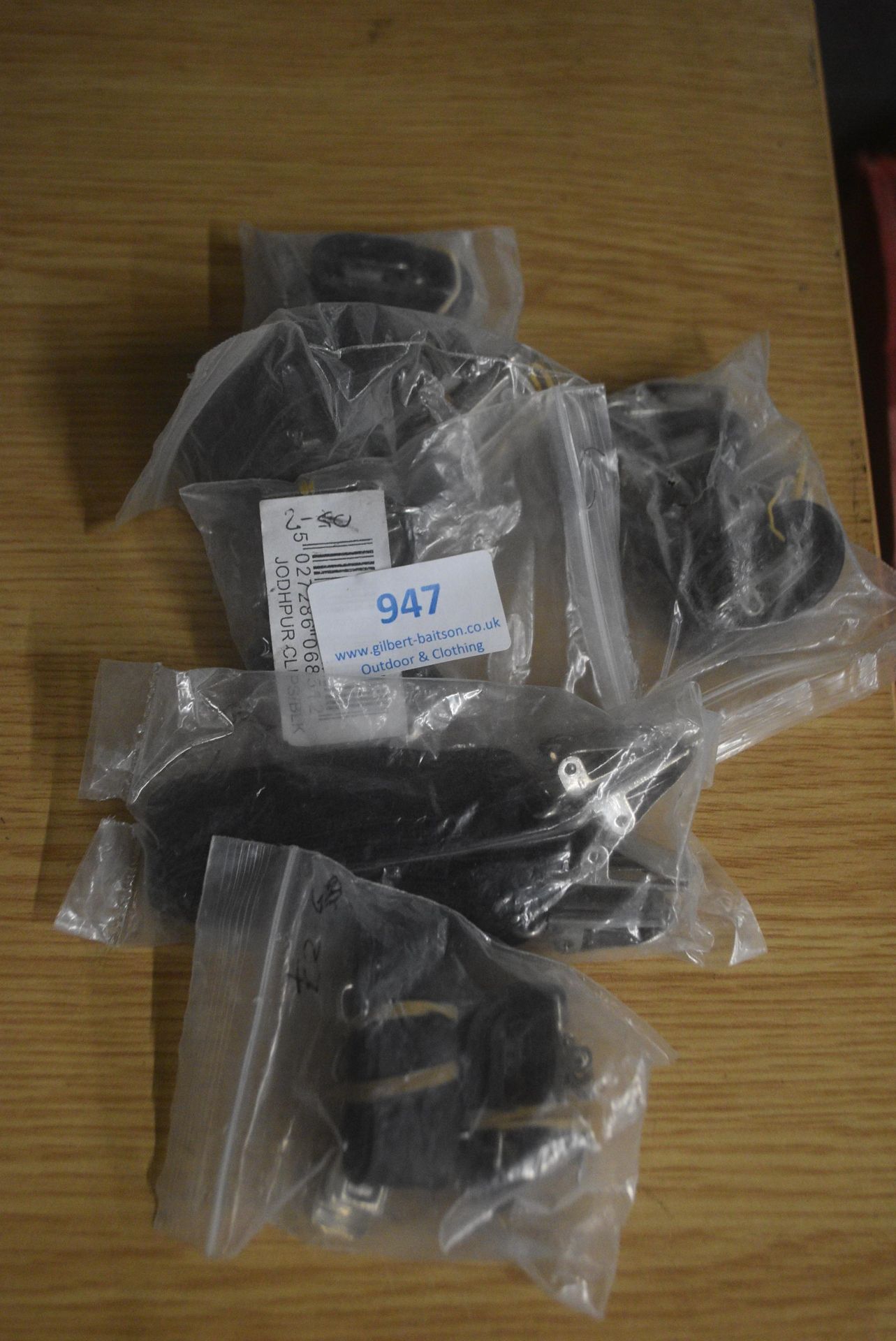 Quantity of Black Jodhpur Clips