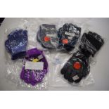 6x Pairs of Various Children’s Gloves