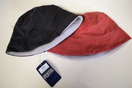 2x Puffa Reversible Hats (1x black, 1x red)
