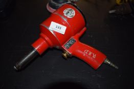 *Pneumatic Rivet Gun CPR2