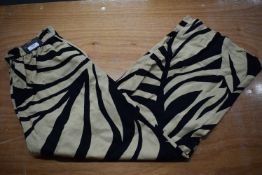 *Hillary Radey Linen Blend Wide Leg Black & Cream Trouser Size: L (32” waist)