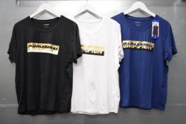 *3x Champion Emblem T-Shirts Size: L