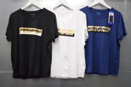 *3x Champion Emblem T-Shirts Size: L