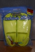 32 Degrees Cool Youth Cushion Slides in Yellow Size: Child’s 12-13