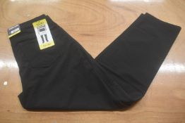 *Kirkland Men’s Black Lightweight Trousers Size: 32x30