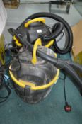 *2x Karcher Wet & Dry Vacuum Cleaners (for spare/repair)