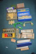 Quantity of Hornby OO Railway Buildings (mainly boxed)