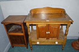 2x Small Vintage Cabinets