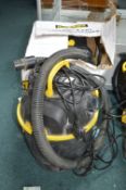 *2x Karcher Wet & Dry Vacuum Cleaners (for spare/repair)