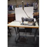 *Singer Lockstitch Machine on 240v Plug