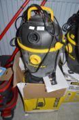 *2x Karcher Wet & Dry Vacuum Cleaners (for spares/repair)