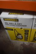 *2x Wessex 30L Wet & Dry Vacuum Cleaners