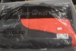 Port West Winter Jacket in Black/Red Size: XXL