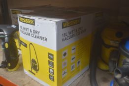 *2x Wessex 18L Wet & Dry Vacuum Cleaners