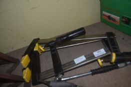 *3x Assorted Clamps