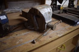 *Record No.04 Bench Vice