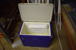 *Electrolux 3-way Cool Box